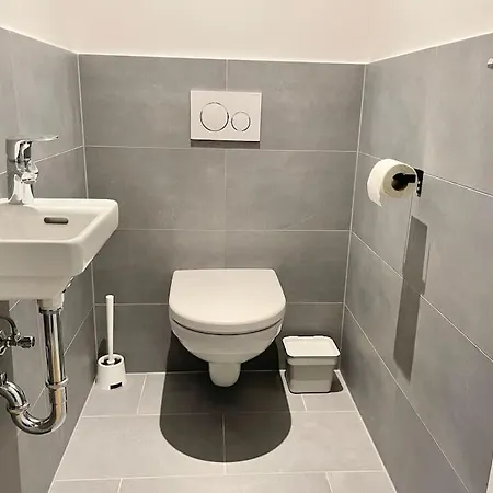 Modern Rooftop With Free Parking Apartment Vienna