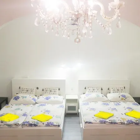 Heine Apartment