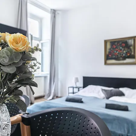 Apartment Budget Well Connected To The Whole Vienna