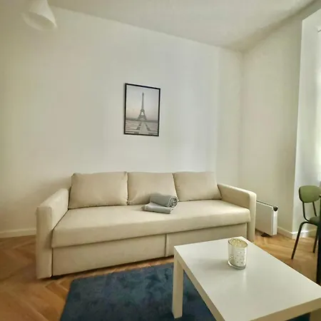 Ar Living & Vienna