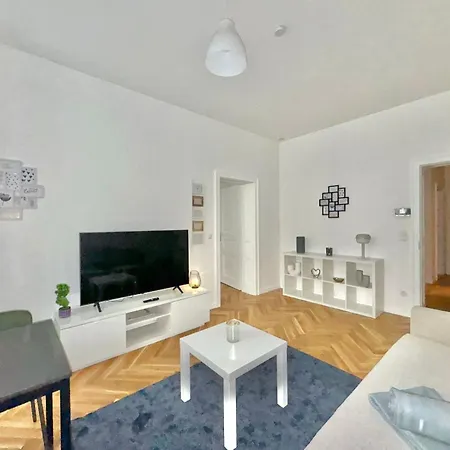 Ar Living & Vienna