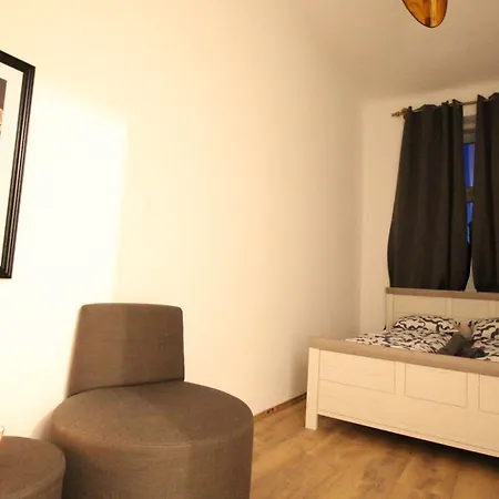 Spacious In Liesing Area Lv6 Apartment