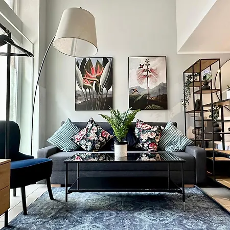 Apartment Apartment, Central, 2 Min To U4 *