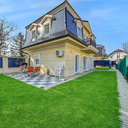Luxurious In A Quiet Area In Villa Vienna