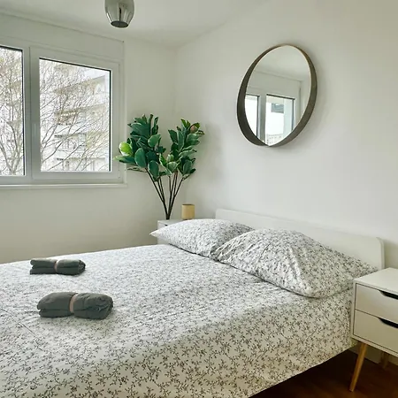 Apartment Modern Premium With Balcony Vienna