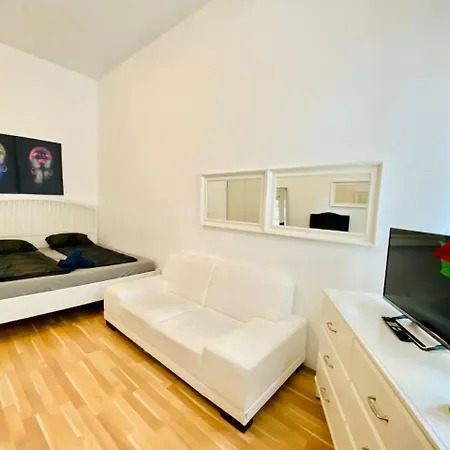 Cozy Studio Lg *