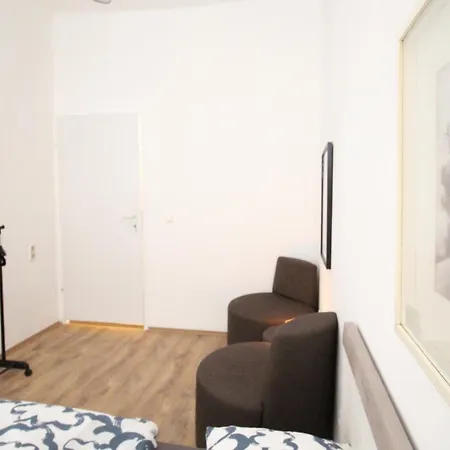 Apartment Spacious In Liesing Area Lv6