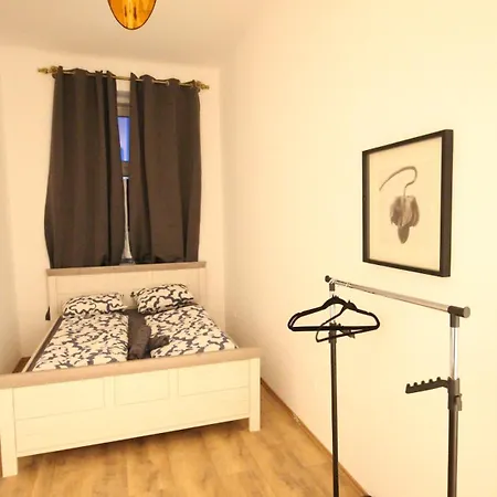 Spacious In Liesing Area Lv6 * Vienna