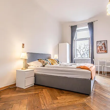 Gorgeous 1br Near Akh Hospital Apartment *