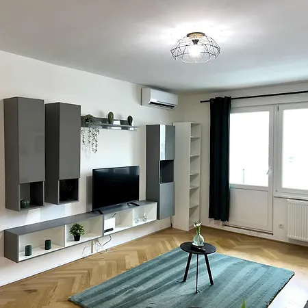 Green Prater Apartment *