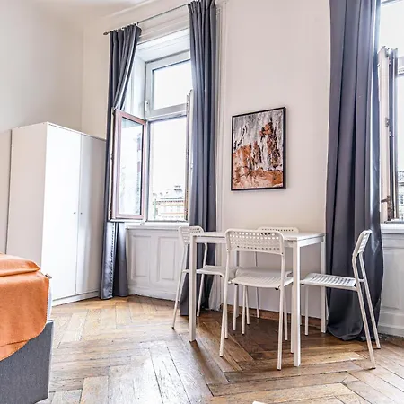Apartment Gorgeous 1br Near Akh Hospital Vienna
