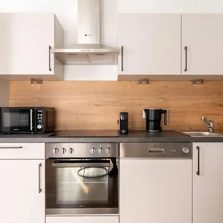 Sunny 1br With Balcony By Hm Διαμέρισμα Βιέννη