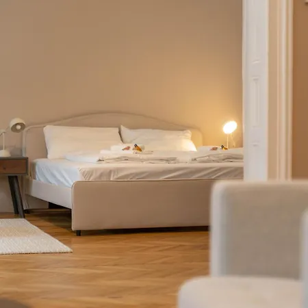 Felizitas I Levestate Apartment *