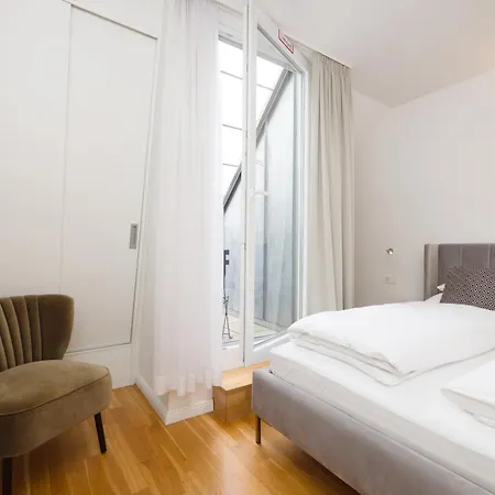 Rafael Kaiser - Premium Centre - Contactless 24h Check-in Apartment Vienna