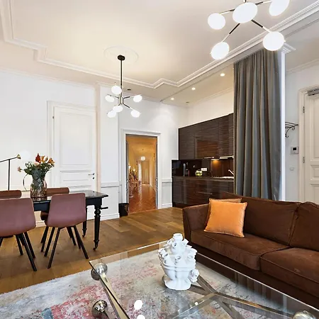 Apartment 6 *