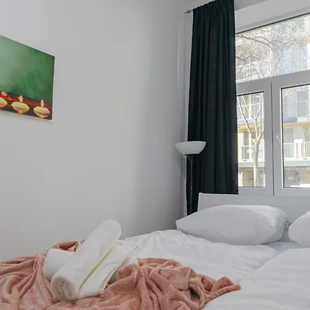 Affordable 5-br Shared / Enkplatz U3 Getaway Apartment *