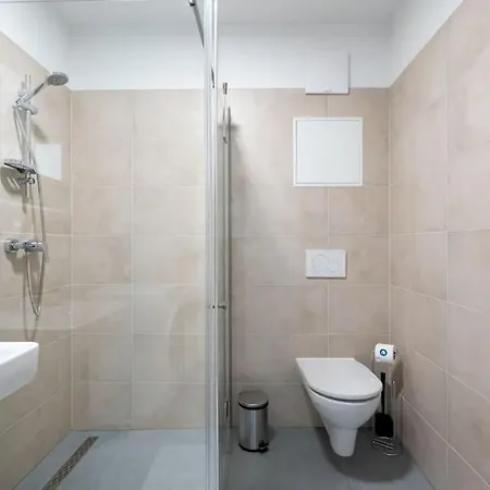 Hm • Modern 1br Apt With Balcony * Vienna