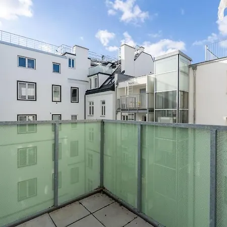 Hm • Modern 1br Apt With Balcony * Vienna