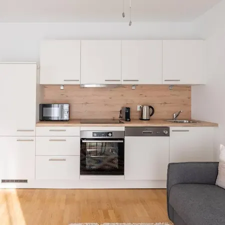 Apartment Hm • Modern 1br Apt With Balcony Vienna