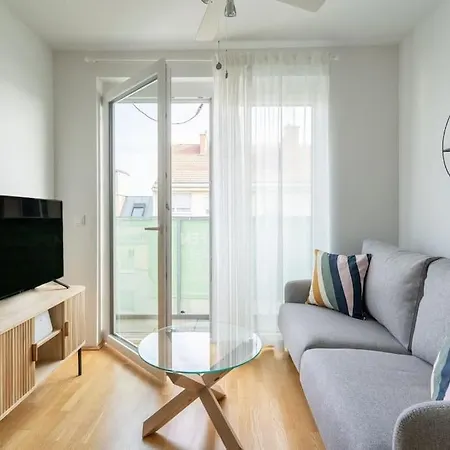 Apartment Quiet 1br Oasis, Fast Path By Hm *