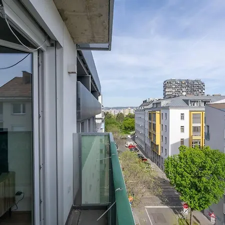 Apartment Quiet 1br Oasis, Fast Path By Hm