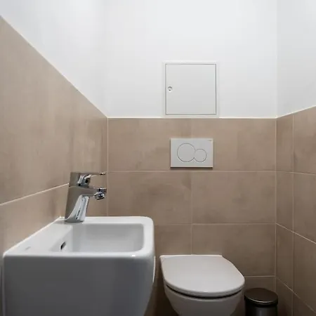 Stylish 1br Escape, Quick By Hm Apartment *