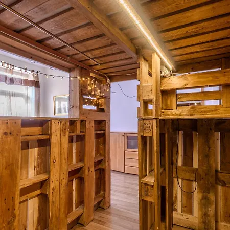 5 Stops Away From City-centre Apartment Vienna