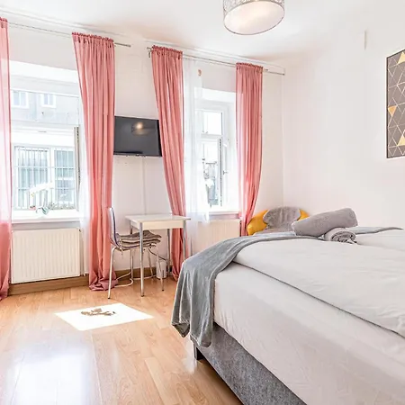 Double Delight - Apt. For Two Apartment *