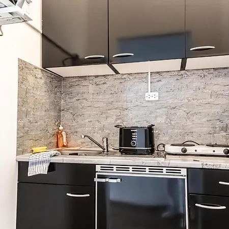 Apartment Stylish 1br Apartment- Near Westbahnhof U3&u6 *