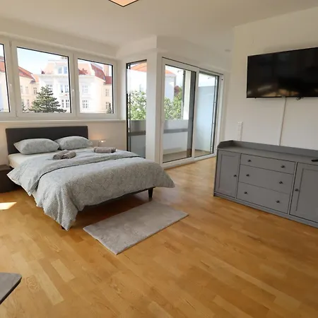 Wohnflair Mit Balkon T25 Vienna
