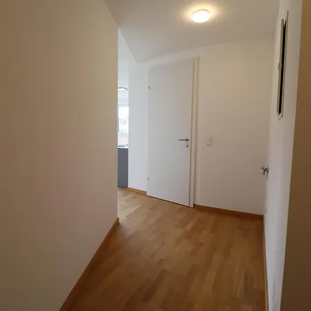 Wohnflair Mit Balkon T25 Apartment