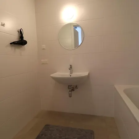 Wohnflair Mit Balkon T25 Apartment