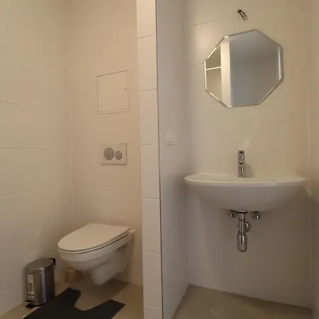 Wohnflair Mit Balkon T25 Apartment Vienna