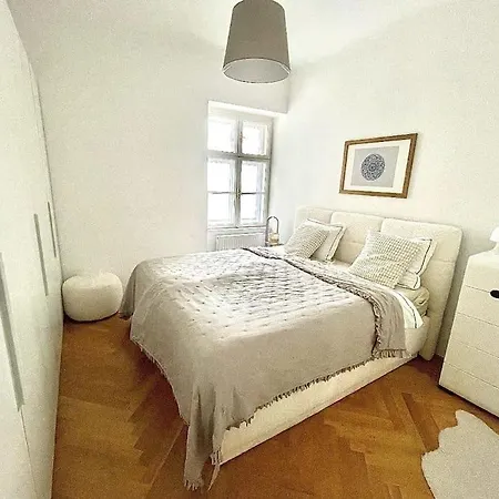 1010 Apartamento Viena