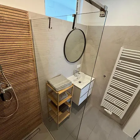 Apartment Traumhafte Fuer 3, Grosszuegig, Walk In Dusche *