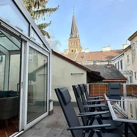 5 Bedroom I Winter Garden I Near Metro Daire Viyana