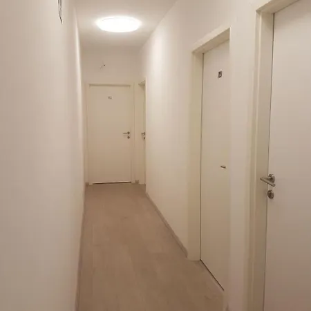 Hostel W&v