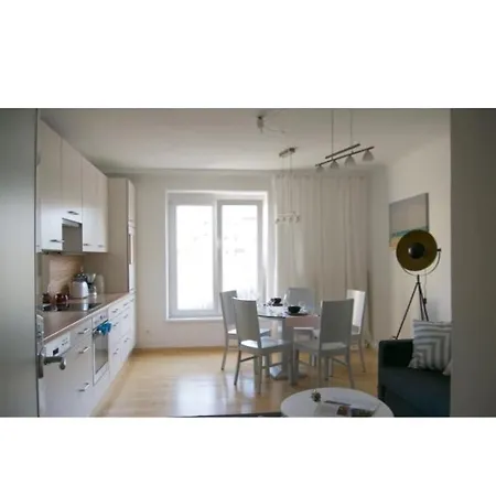 Apartment Spacious 2rooms In The Center *
