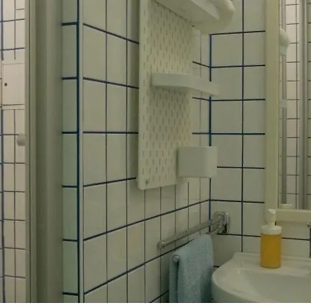 Spacious 2rooms In The Center