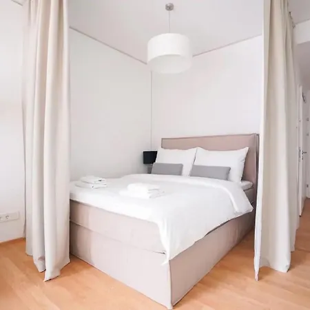 Apartment Exquisite Studio With Rooftop Pool *