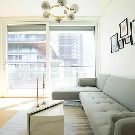 Apartment Exquisite Studio With Rooftop Pool Vienna