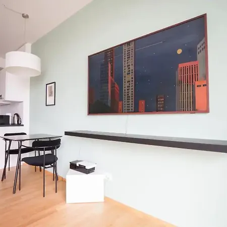 Exquisite Studio With Rooftop Pool