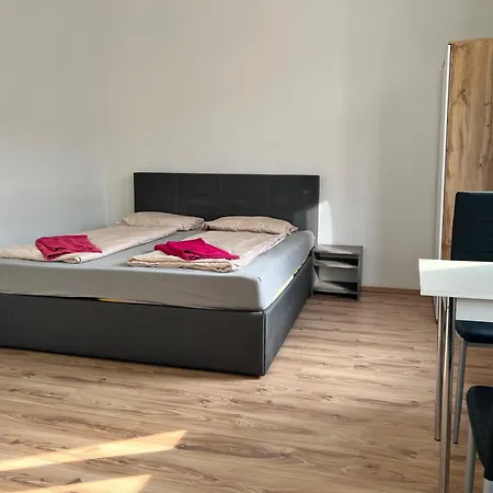 Apartment Cozy 4br Shared Apt.- Near U3/zippererstrasse Wien