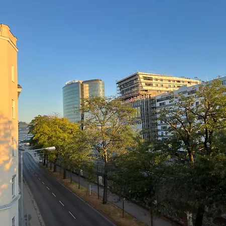 Apartamento Schoenbrunn Near Metro Viena