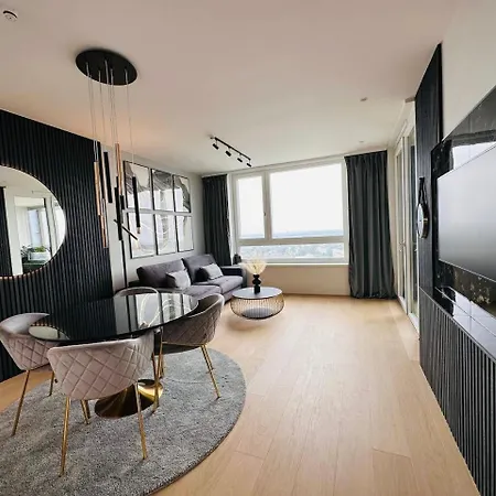 Апартаменты High-end Close To Metro And Uno-city With E-parking *