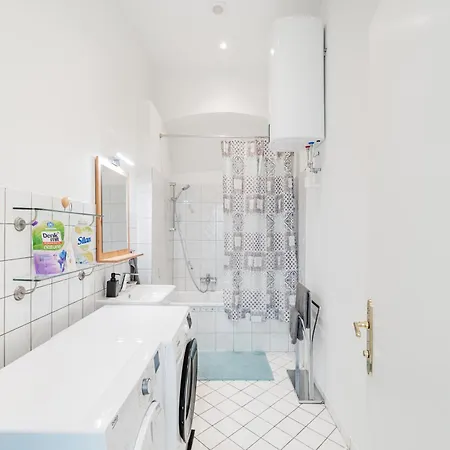 3 Bedrooms - 72sqm - 15 Min. Center Vienna