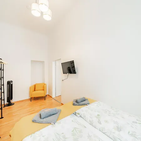 3 Bedrooms - 72sqm - 15 Min. Center