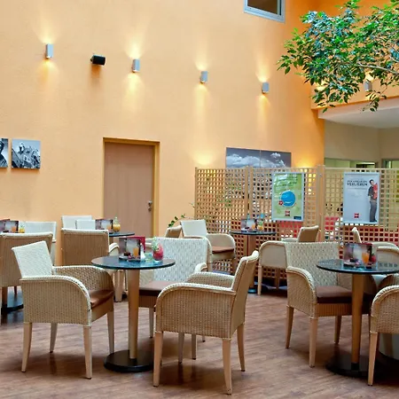Ibis Hotell