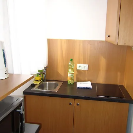 Apartamento All-in Longterm Cozy - Free Parkingcard For 21 District