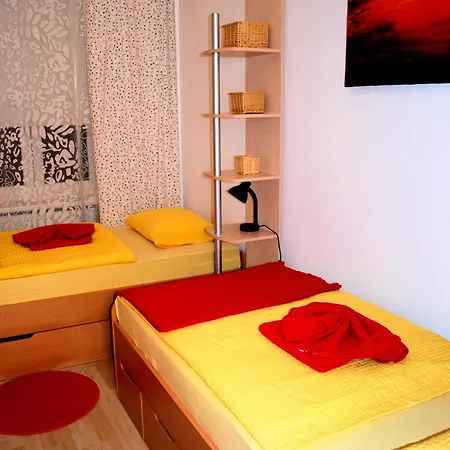 Apartment Heine *